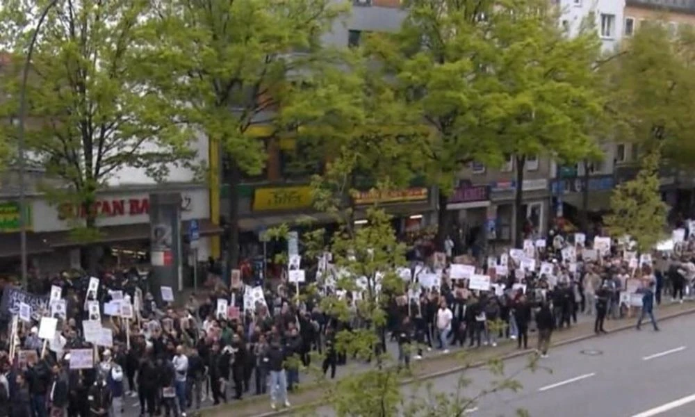 Γερμανία: Διαδηλωτές κατηγορούν την κυβέρνηση για εχθρική στάση απέναντι στο Ισλάμ